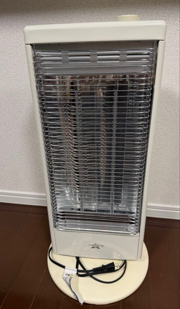 アラジン 電気ストーブ遠赤グラファイトヒーター 2022年製 AEH-G100B