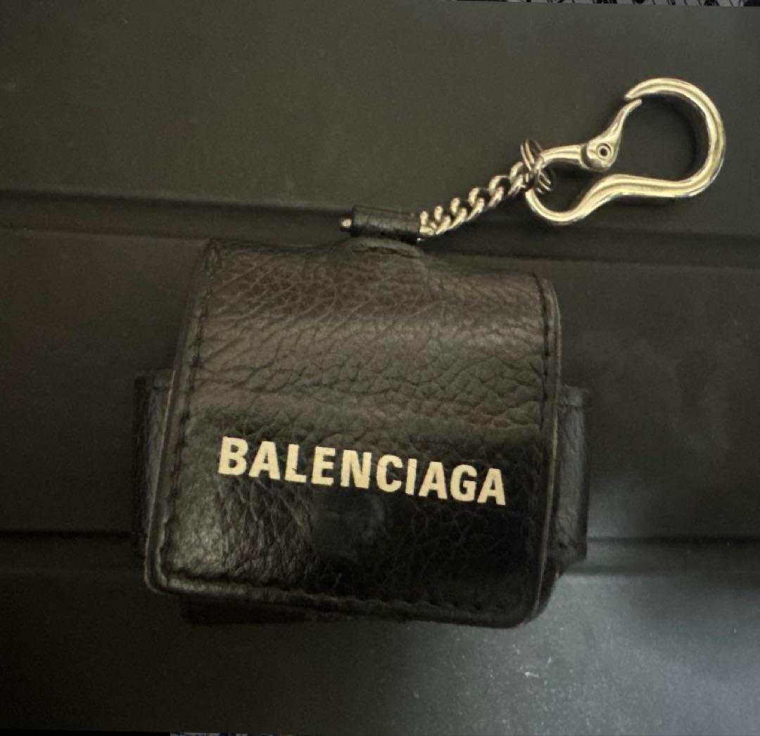 BALENCIAGA ブラック イヤホンケース