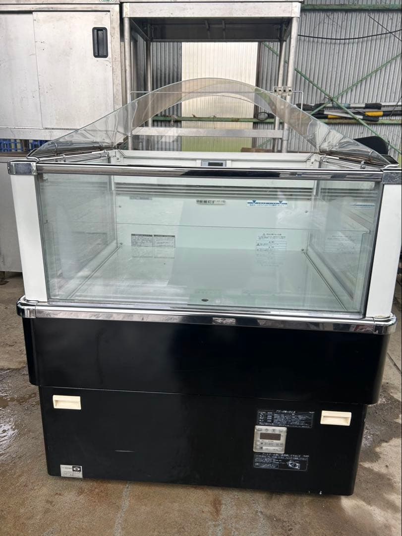 値下げ中業務用冷凍ショーケースBIEG-103F ショーケース 750W2台