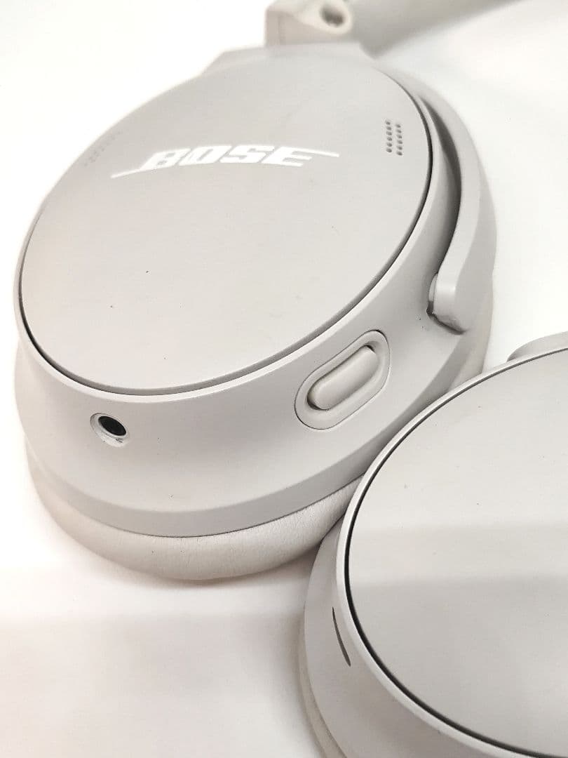BOSE QuietComfort Headphonesワイヤレスヘッドホン①
