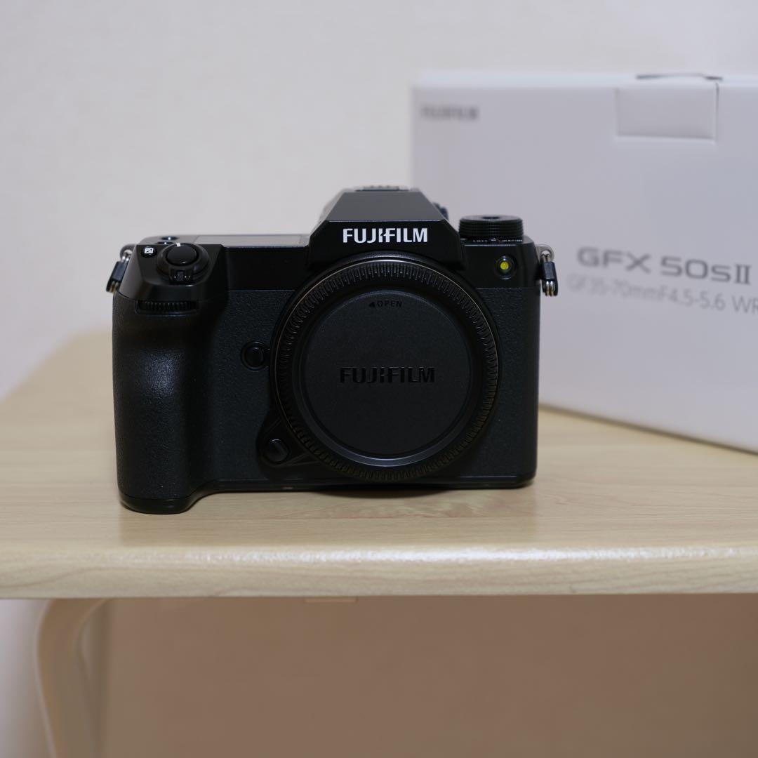 富士フイルムGFX 50S II 外箱付 付属品有