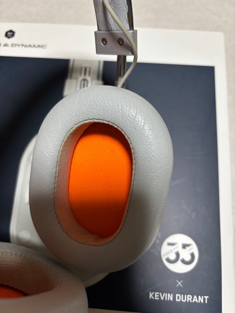 Master & Dynamic MH40 ワイヤレスヘッドホン