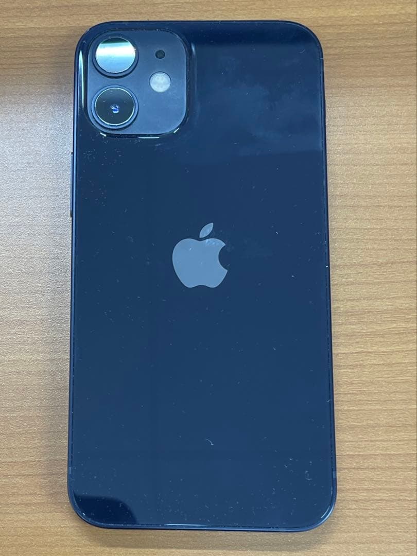 や*ん様 iPhone 12 mini 64GB ブラック スマホ ID 203