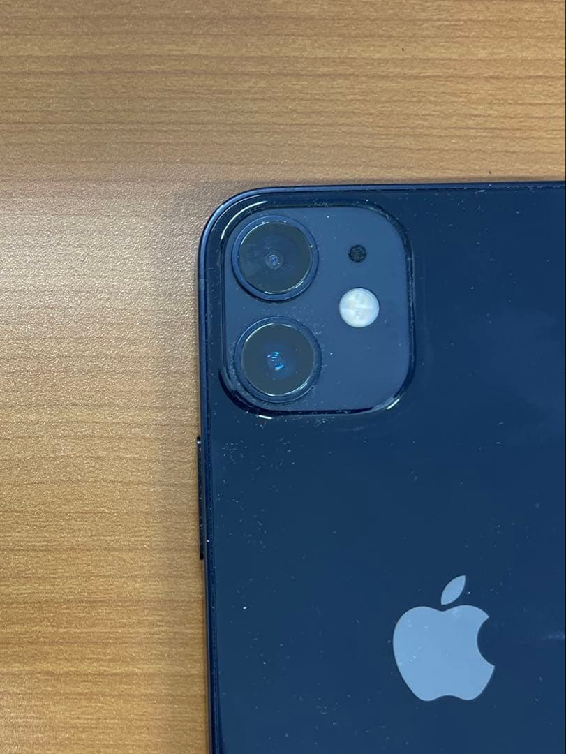 や*ん様 iPhone 12 mini 64GB ブラック スマホ ID 203