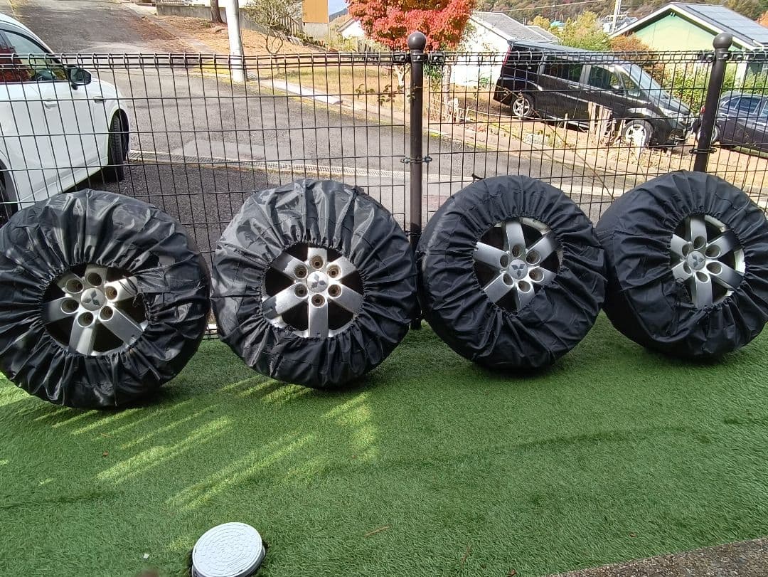 三菱ホイール&スタッドレス　265/65R17 DM-V3 　3本セット