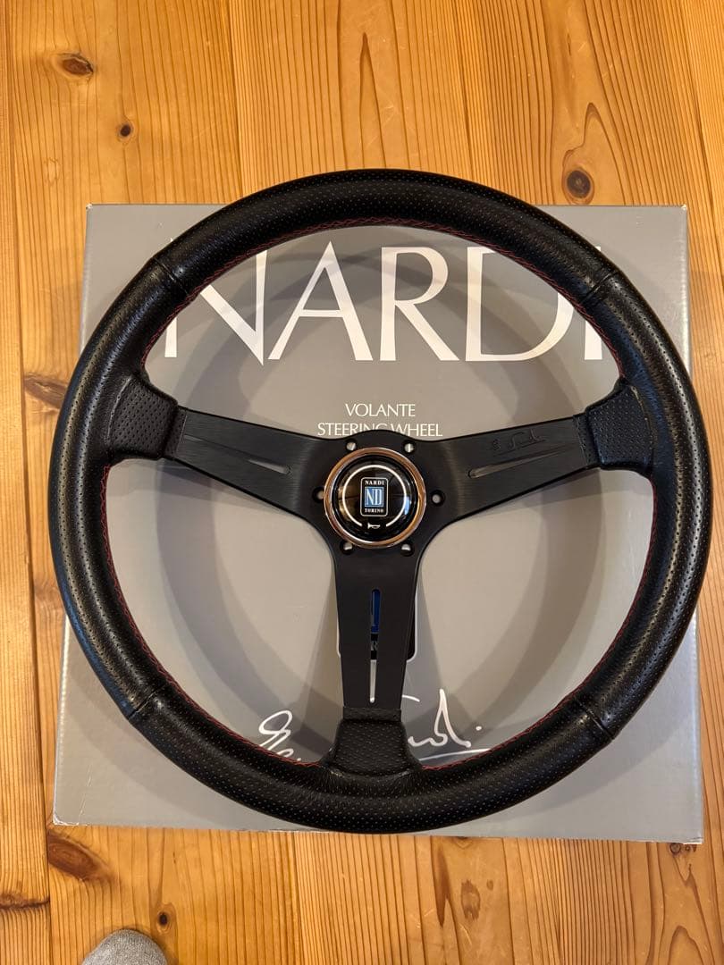 ナルディNARDI ラリー350　Ｎ755 パンチングレザー レッドステッチ