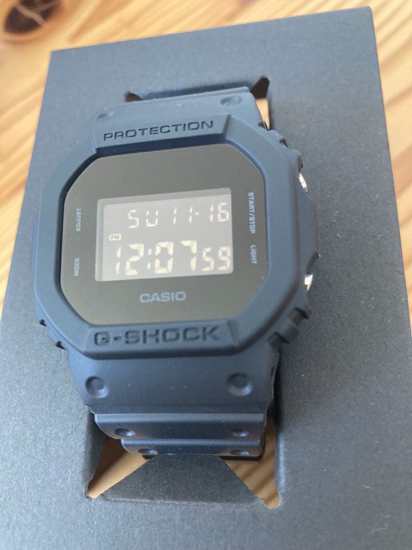新品未使用 CASIO G-SHOCK ブラックDW-5600UBB 3年保証