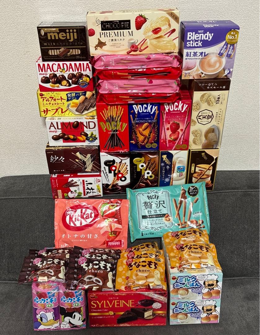 トッポ・ポッキー・紗々・マカダミア他豪華チョコレート詰め合わせセット　②