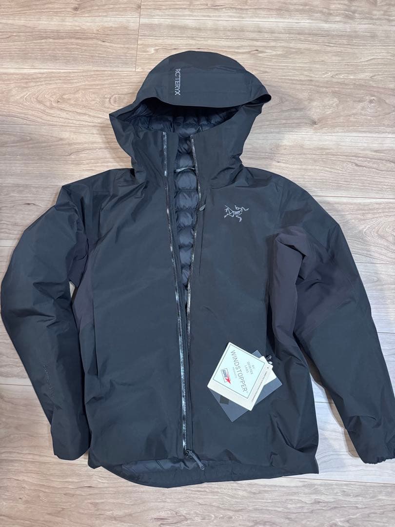 新品未使用 アークテリクス ソラノダウンフーディー　Sサイズ