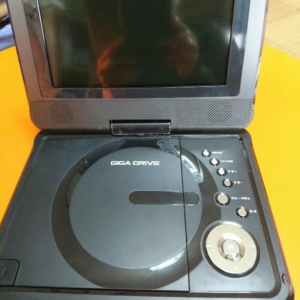 ✨美品✨お買い得✨  ポータブルDVDプレイヤー