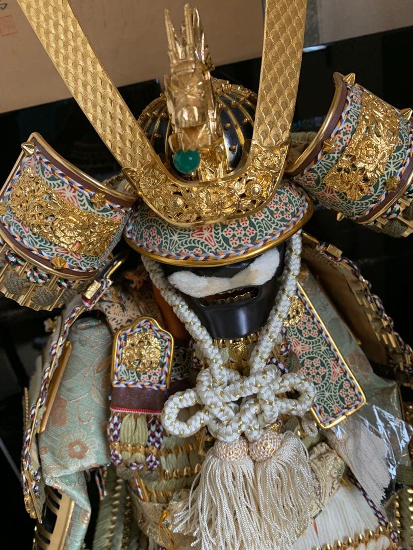 ☆兜鎧飾り　端午の節句