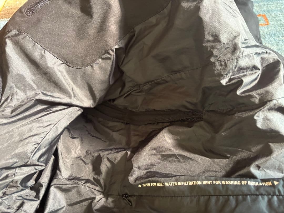 K*様 デサント Mizusawaダウンジャケット ブラック