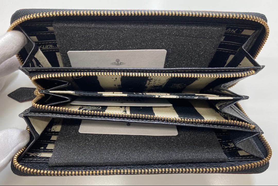 【Vivienne Westwood】長財布ブラック ラウンドジップビッグオーブ