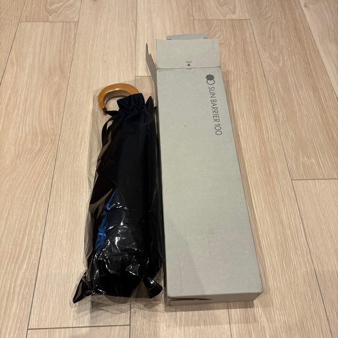 サンバリア100 折りたたみ日傘 ２段折 フリル 新品未使用