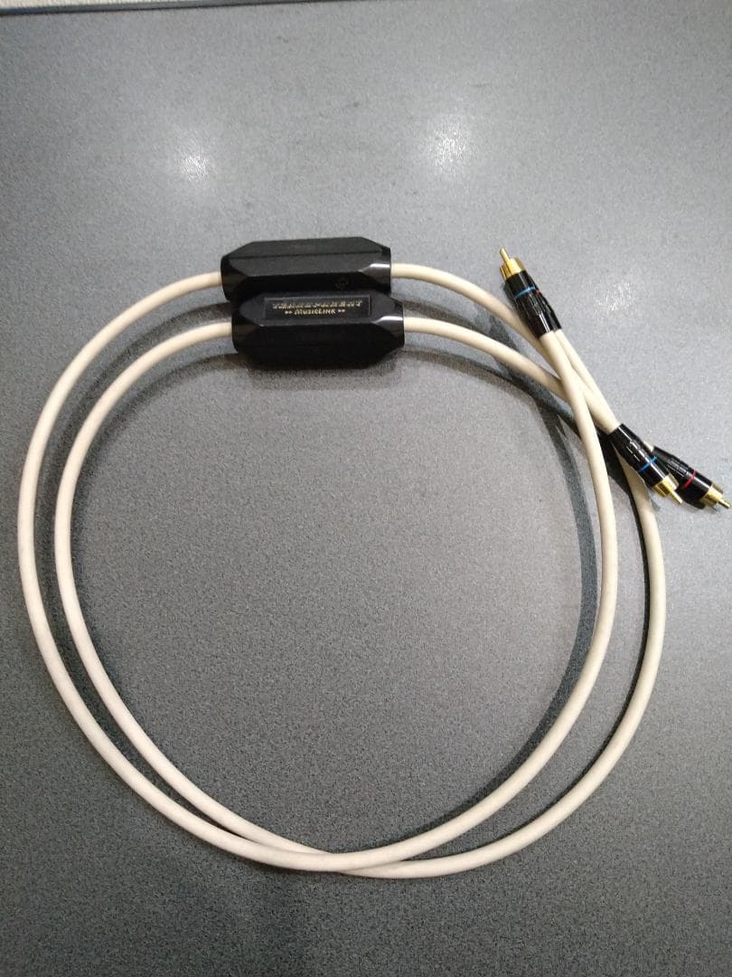 ケーブル・シールド Transparent MusicLink interconnect