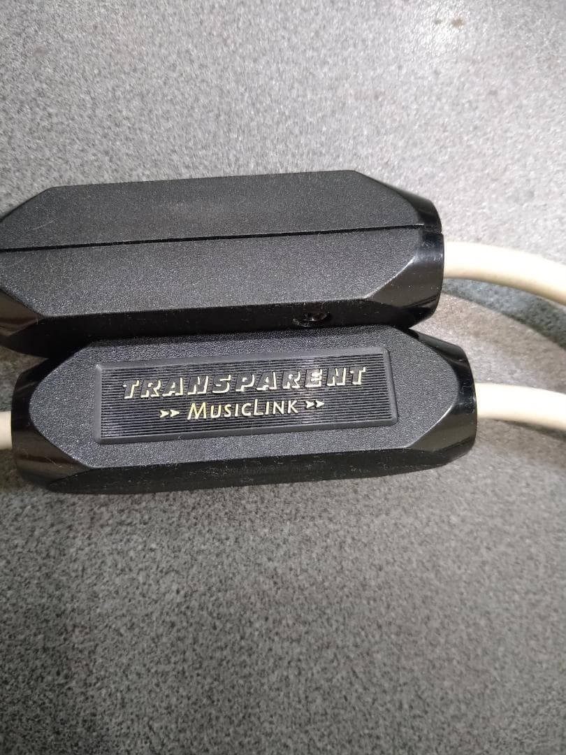 ケーブル・シールド Transparent MusicLink interconnect