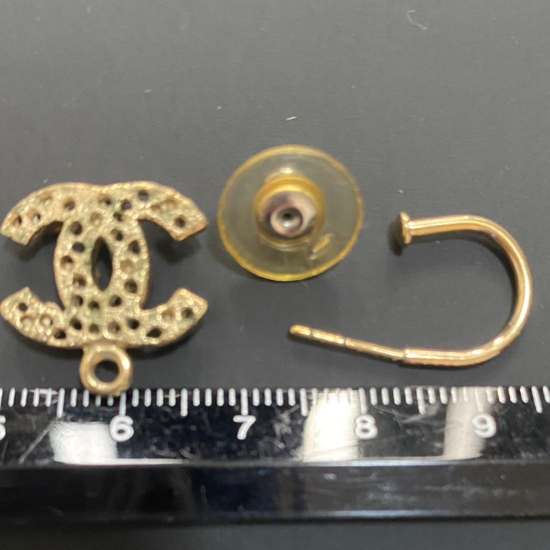 CHANEL 金色金具 マルチカラーストーン ココマークピアス