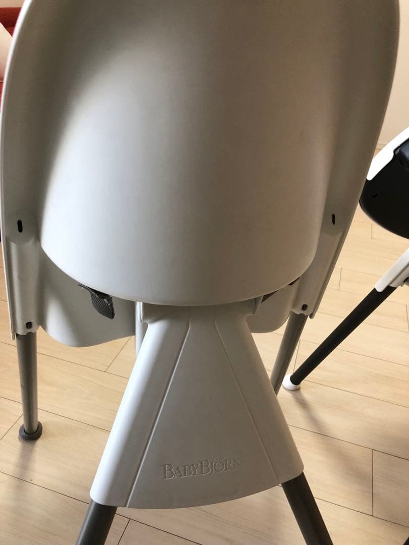 ベビービョルン　ホワイトハイチェア 2台セット