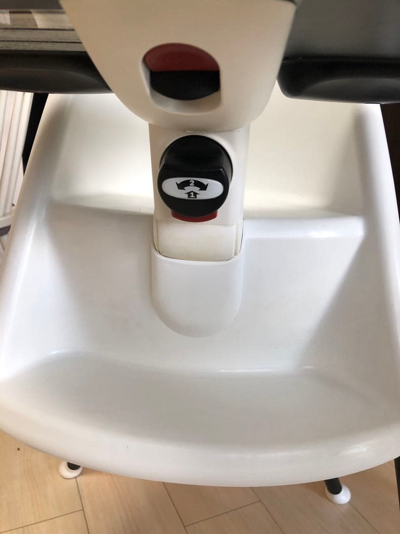 ベビービョルン　ホワイトハイチェア 2台セット