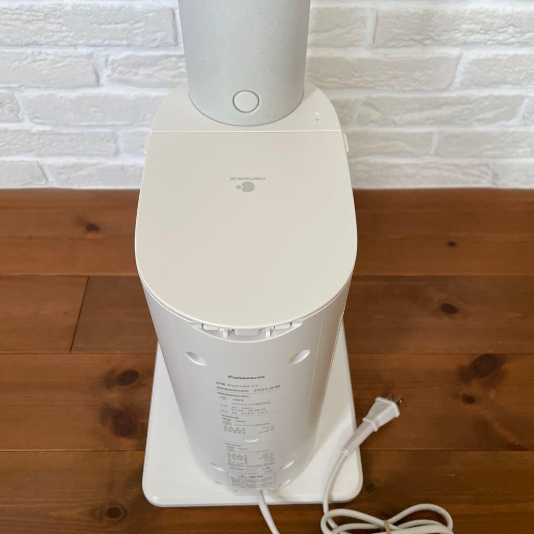 【2025年製】Panasonic 充電式掃除機　ホワイトMC-NX700K