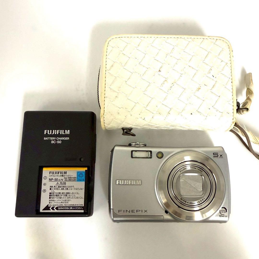 フジフィルム FinePix F100fd USED美品 光学5倍ズーム 完動品