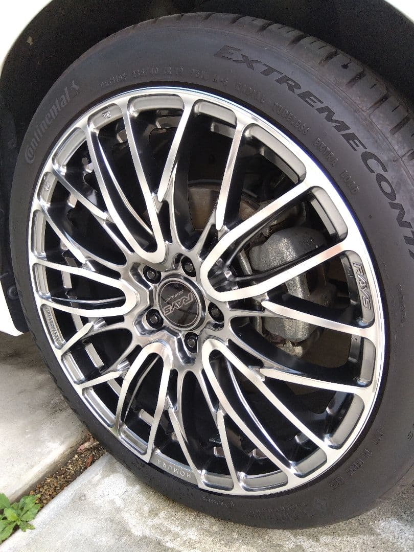 レイズ ホムラ 2×10BD 235/40R19 8J＋45 PCD114.3