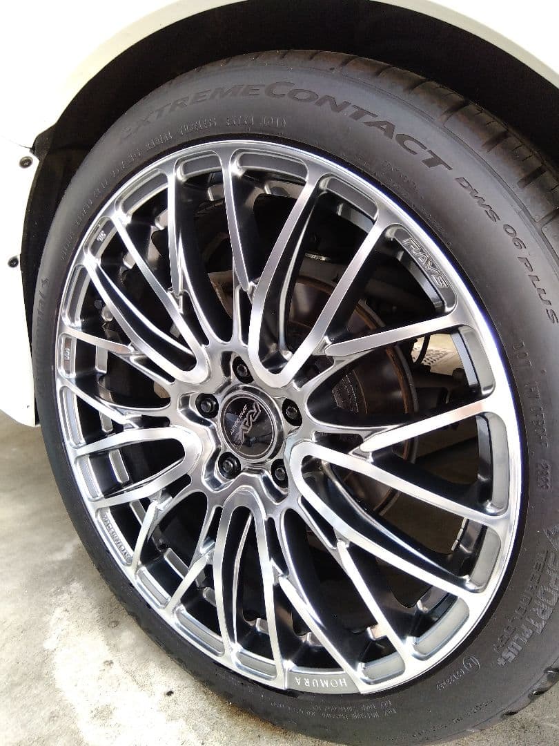 レイズ ホムラ 2×10BD 235/40R19 8J＋45 PCD114.3