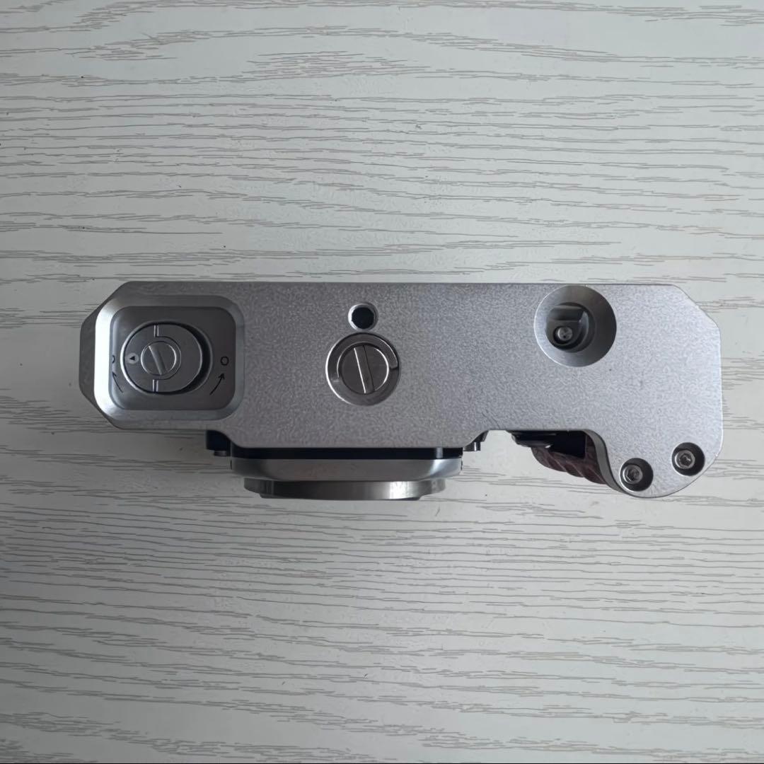 新品　 nikon F専用グリップ