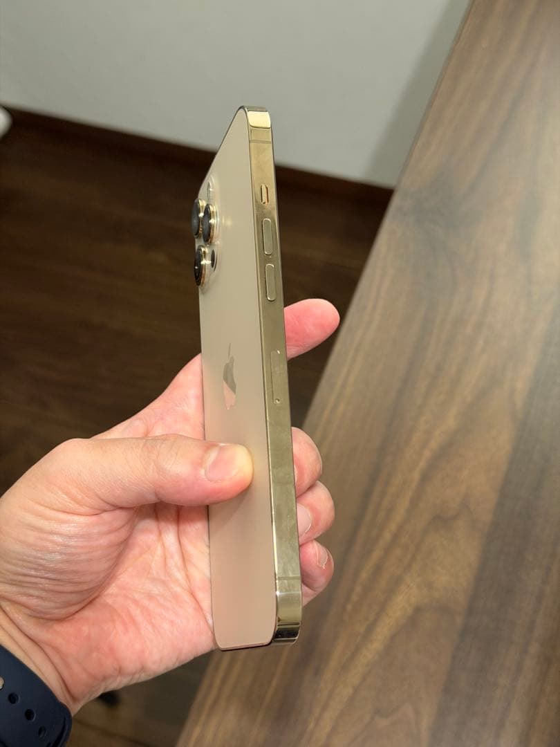 iPhone 12 Pro MAX 256G ゴールド 本体