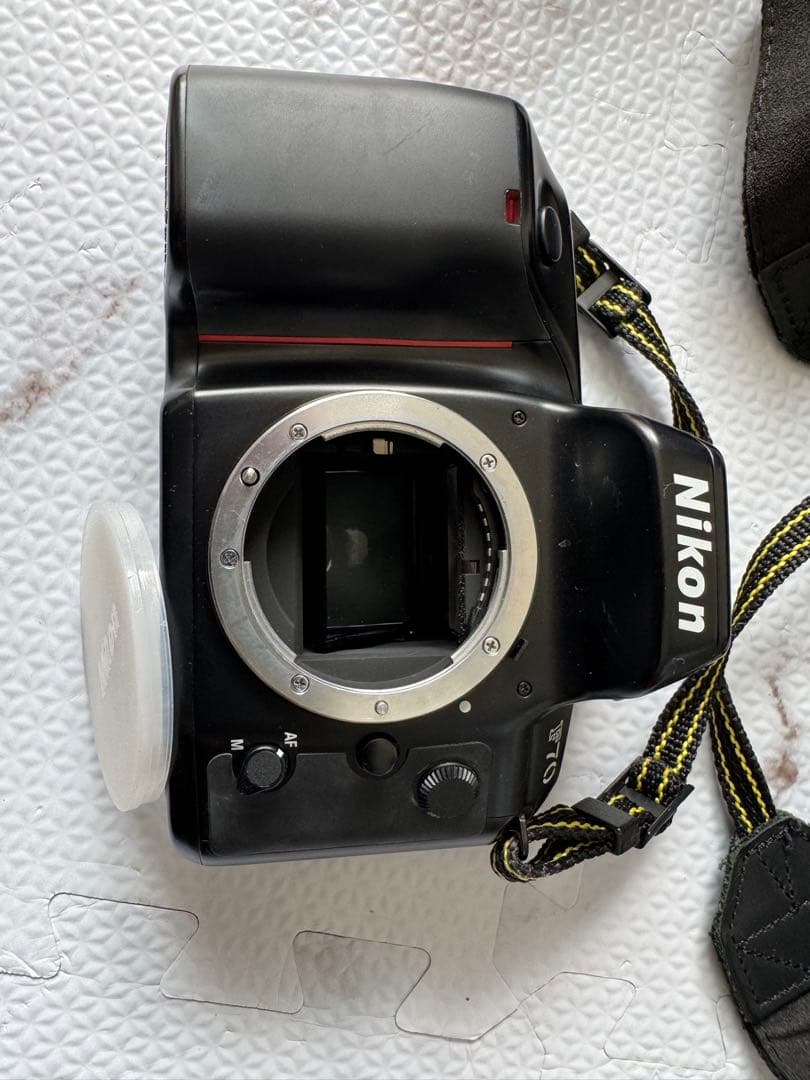 Nikon F70 フィルム一眼レフ望遠カメラ