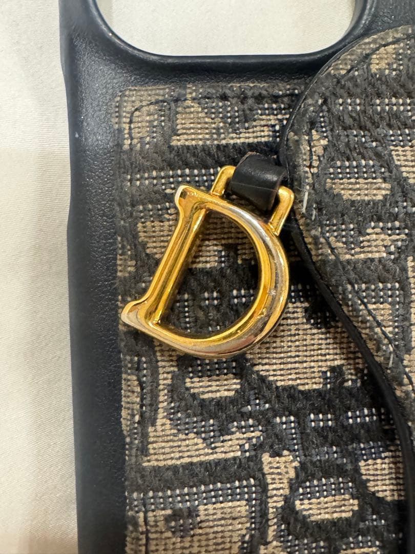 Dior Saddle iPhone 15 Pro ケース