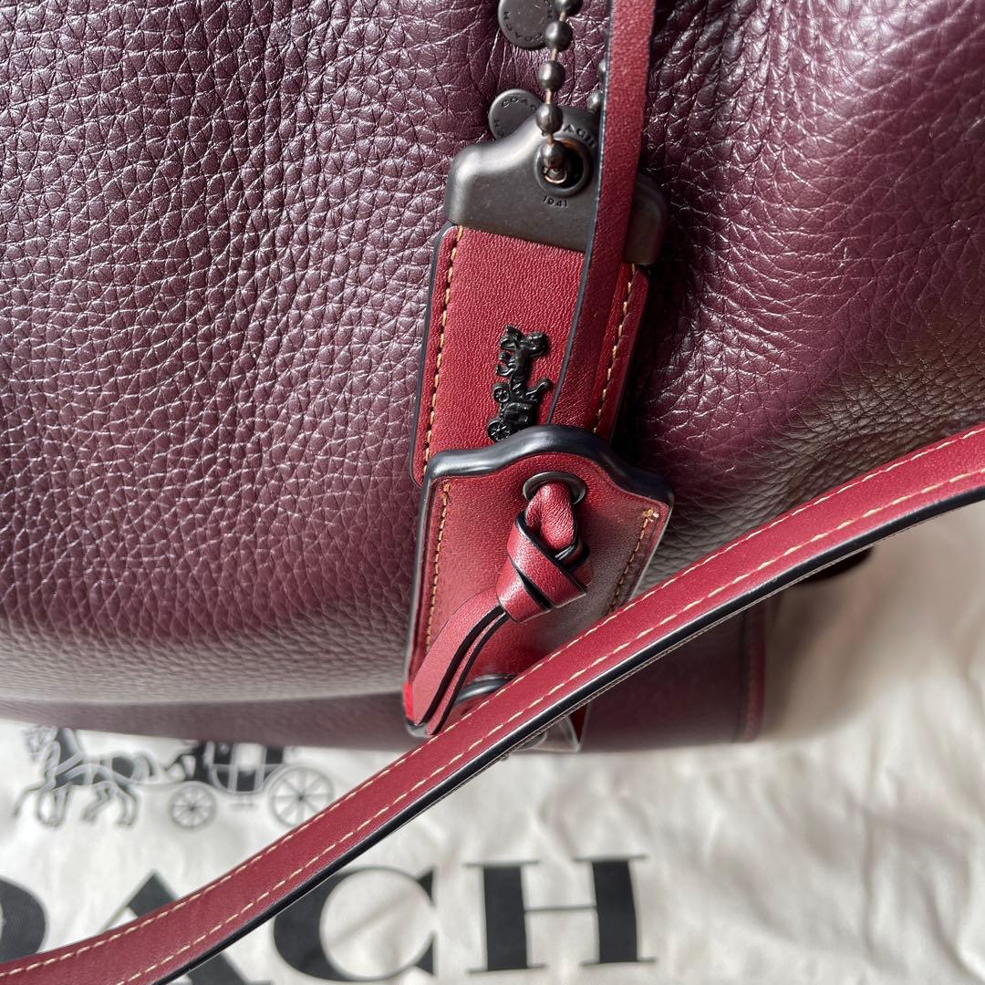 COACH バーガンディ レザー ハンドバッグ