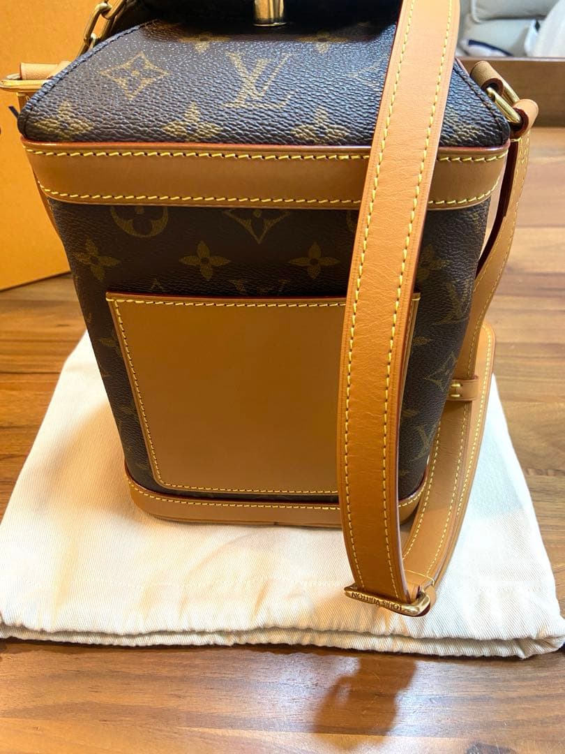 【極美品・未使用品級】ルイヴィトン モノグラム ミルクボックス ショルダーバッグ