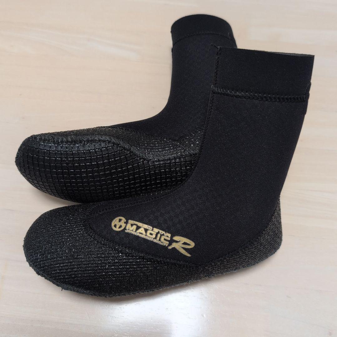 MAGIC ロイヤル ウェットソックス M