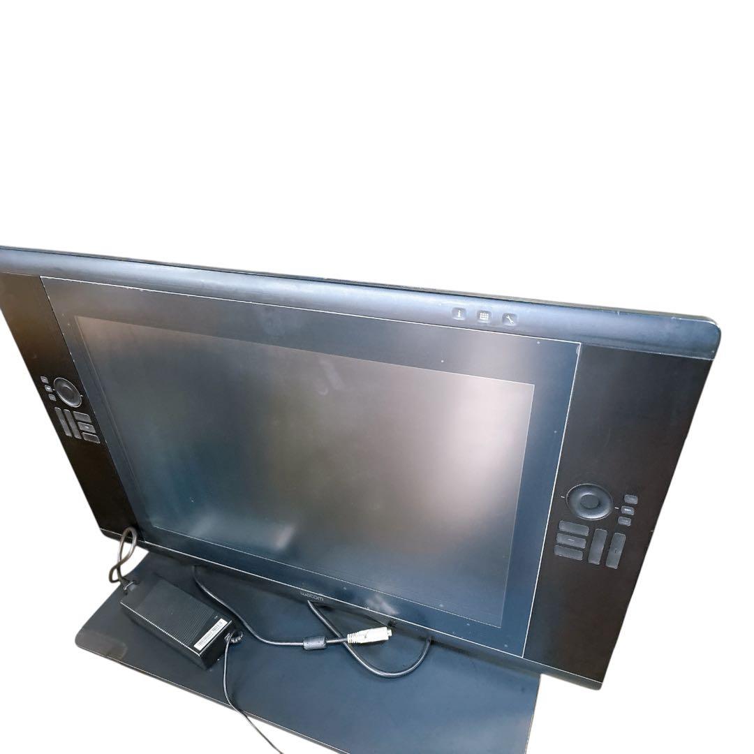 Wacom 液晶ペンタブレット Cintiq24HD DTK-2400