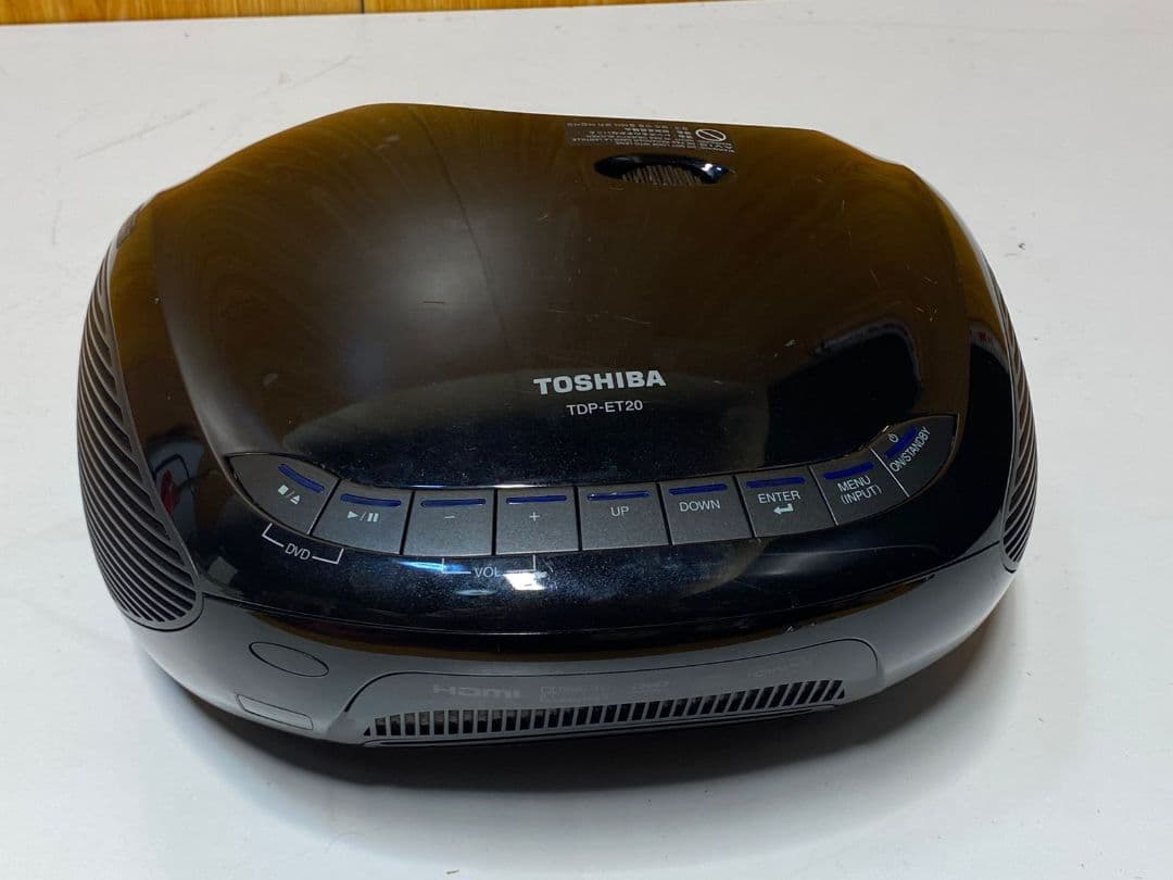TOSHIBA PROJECTOR プロジェクター TDP-ET20