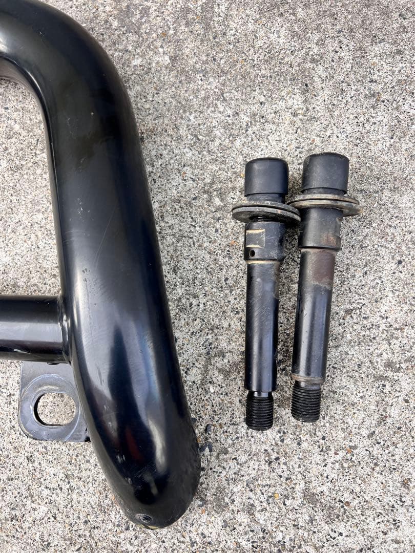 ハイエース 200系 グリルガード バンパーガード 送料込み！！