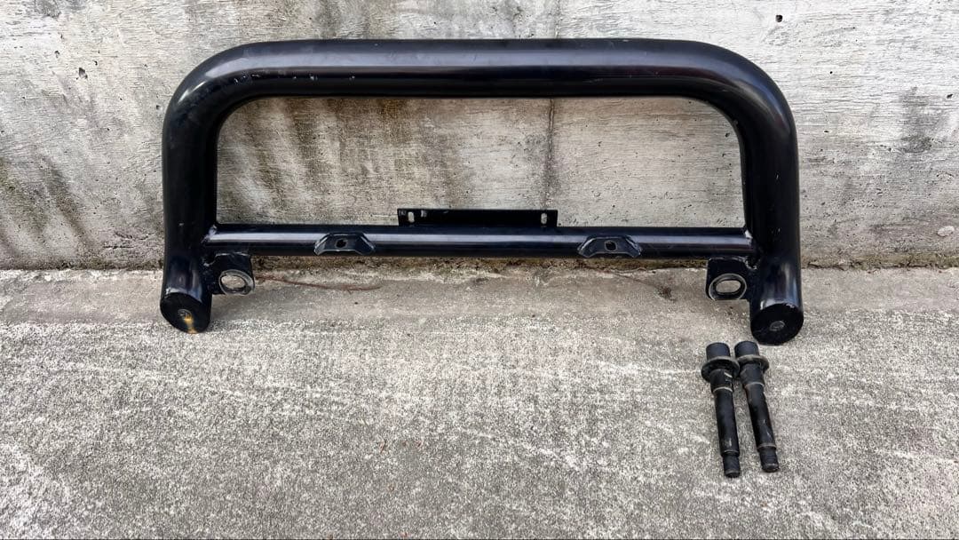 ハイエース 200系 グリルガード バンパーガード 送料込み！！