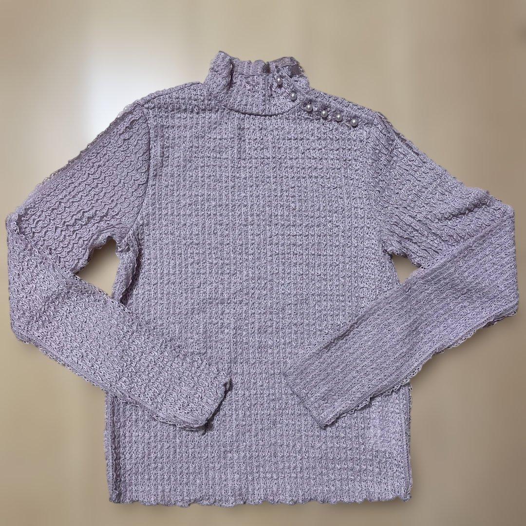 新品未使用 ルルウィルビー ハイネック パールボタン 長袖