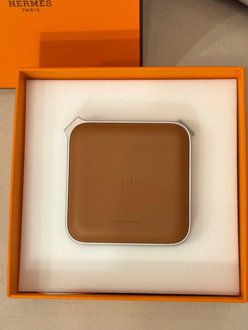 エルメス モバイルバッテリー 新品未使用