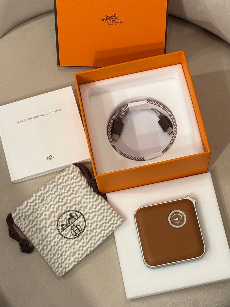 エルメス モバイルバッテリー 新品未使用