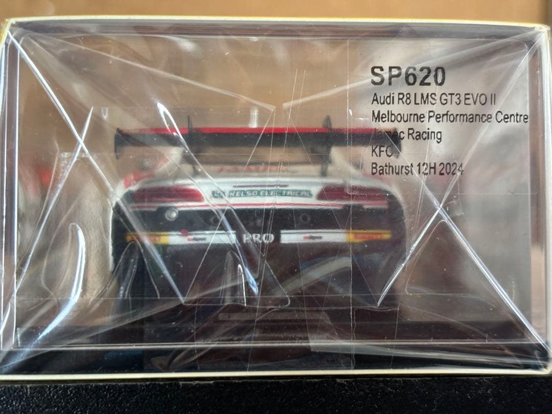 日本未発売 Spark 1/43 Jamec Racing KFC Audi