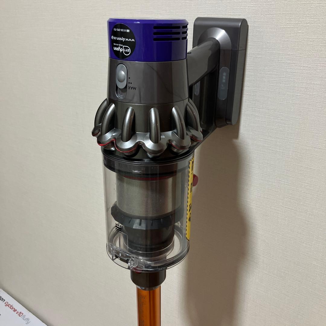 掃除機・クリーナー Dyson Cyclone V10 Fluffy SV12 FF