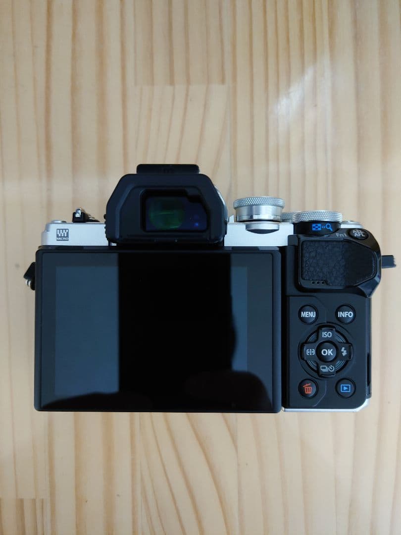 OLYMPUS オリンパス OM-D E-M10 Mark III 約2648
