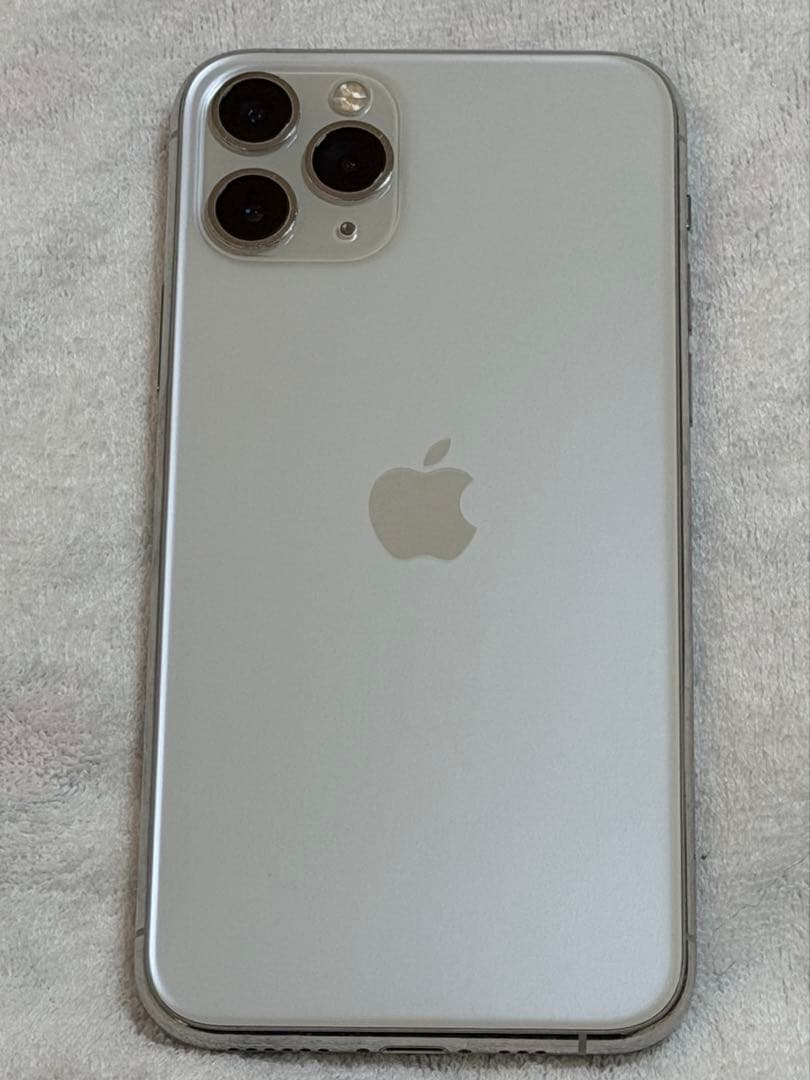 【お値下げ中】iPhone11 Pro 256GB 本体