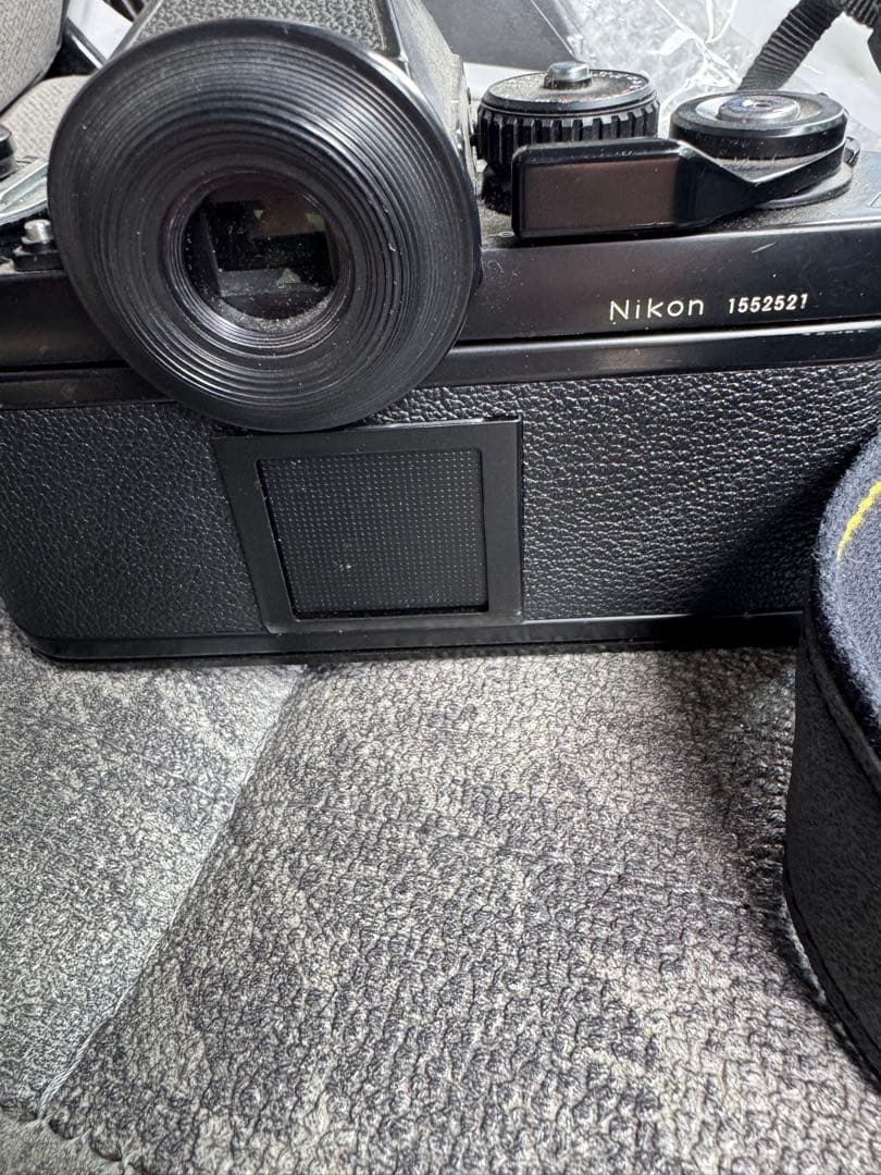 Nikon F3 一眼レフカメラ Nikkorレンズ付き