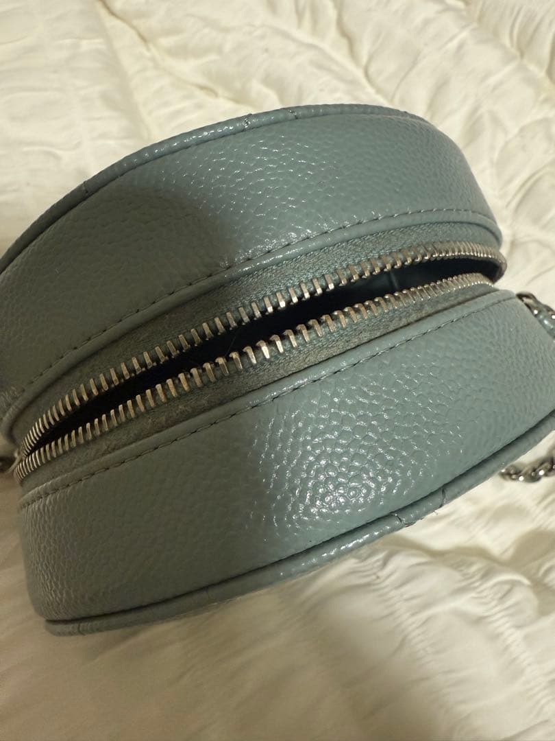 CHANEL シャネル 丸型バッグ チェーンショルダー