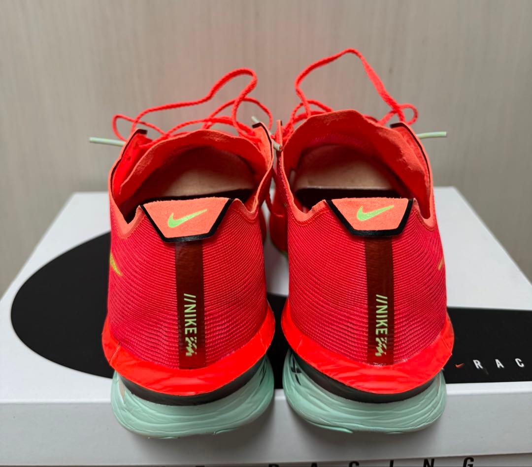 NIKE ヴェイパーフライ4