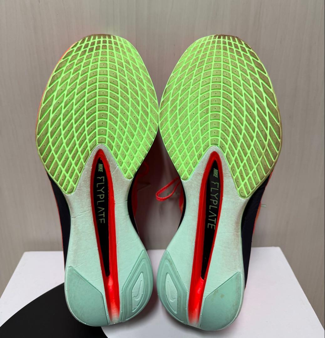 NIKE ヴェイパーフライ4