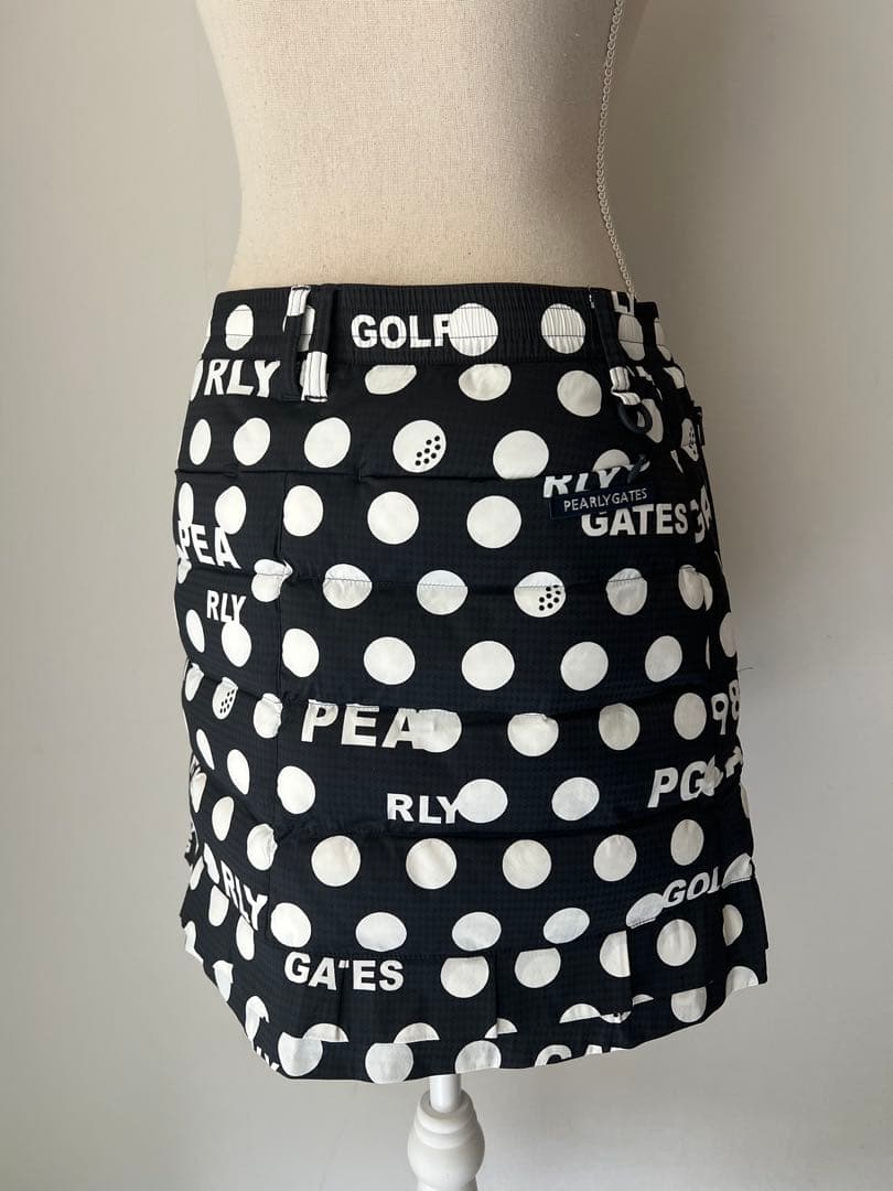 パーリーゲイツ　ドット中綿スカート
